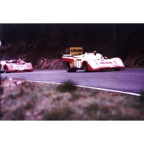 Photo 1971 Ferrari 512 M n°3 David Hobbs + José Juncadella / Escuderia Montjuic / Brands Hatch 1000 km (England)